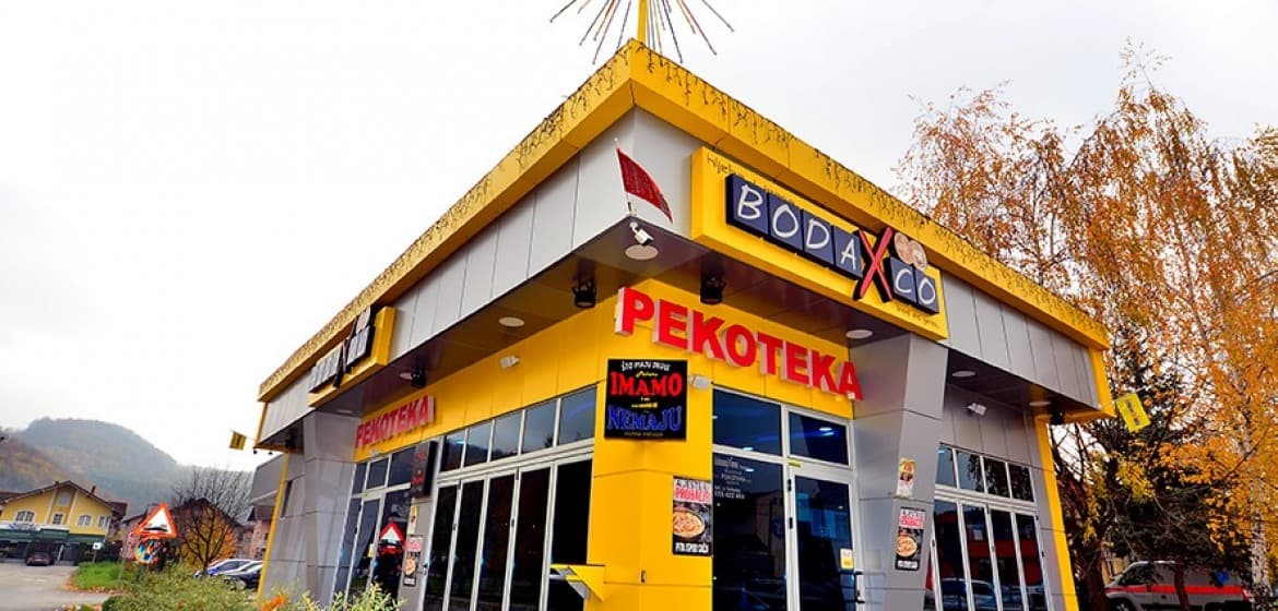 Karađorđeva, Ugljevik